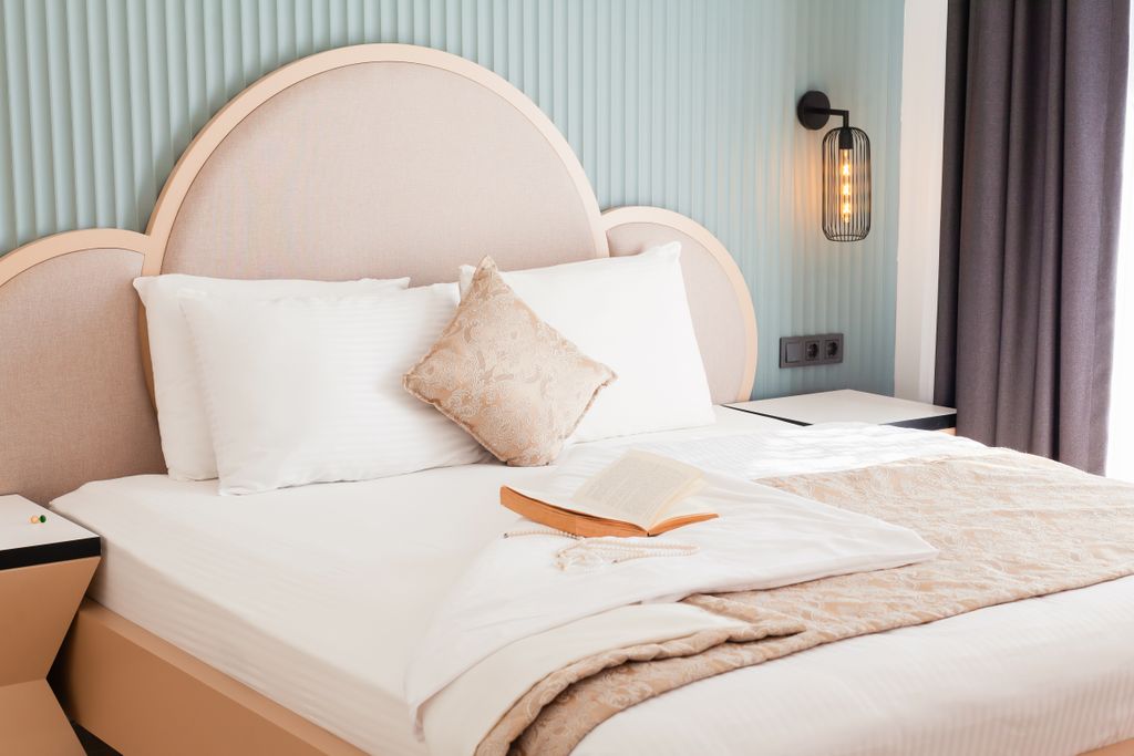 Hotel style bedroom with Shell Upholstered Headboard
